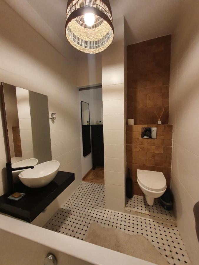 Spacious And Quiet 1Br Apartment In Floreasca بوخارست المظهر الخارجي الصورة